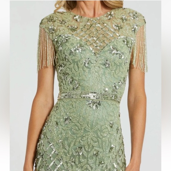 $698 Mac Duggal High Neck Beaded Sequin Fringe Sage Green Gown Dress 4908 Size 4 - Picture 14 of 15